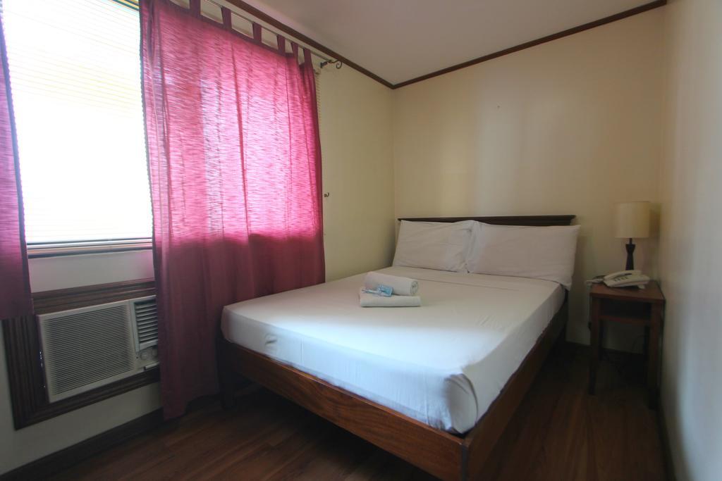 Hotel Isabelle Royale Makati Makati City Pokój zdjęcie