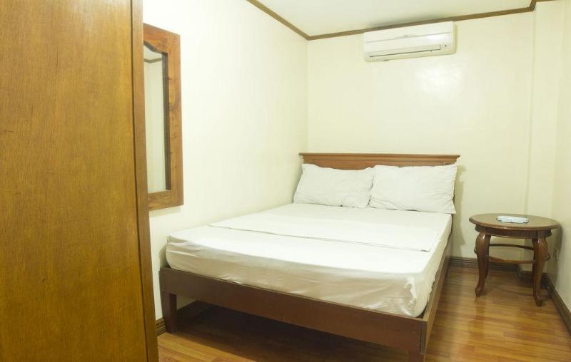 Hotel Isabelle Royale Makati Makati City Zewnętrze zdjęcie
